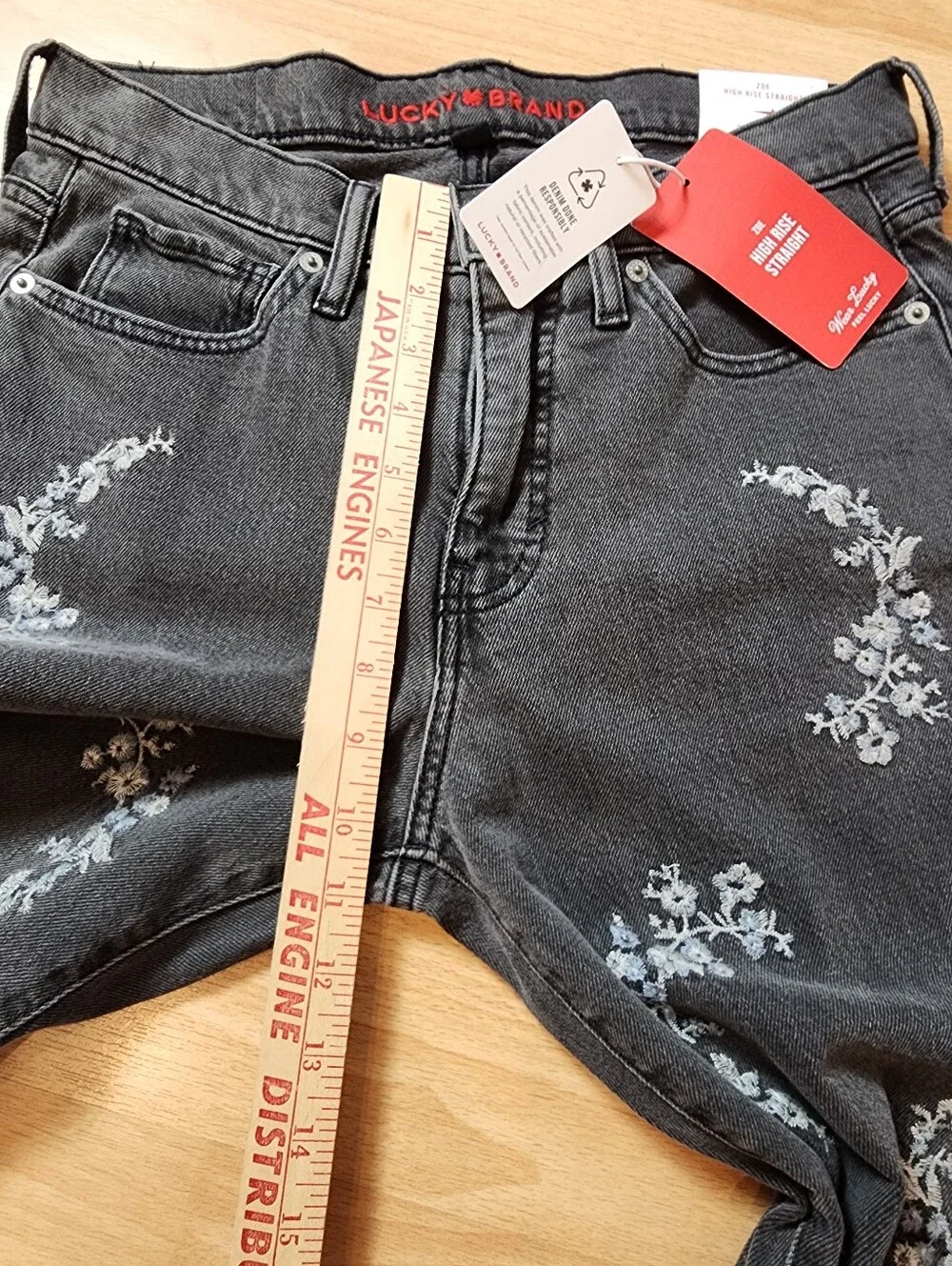 NWT Lucky Brand Floral Embroidered Zoe High Rise Straight Jeans Grey Black Sz 8
